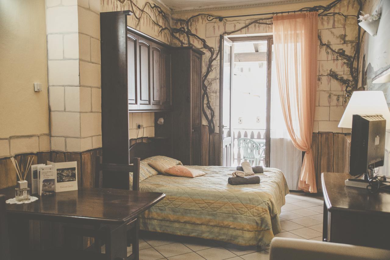 Hotel Residence Giardini Piode ภายนอก รูปภาพ